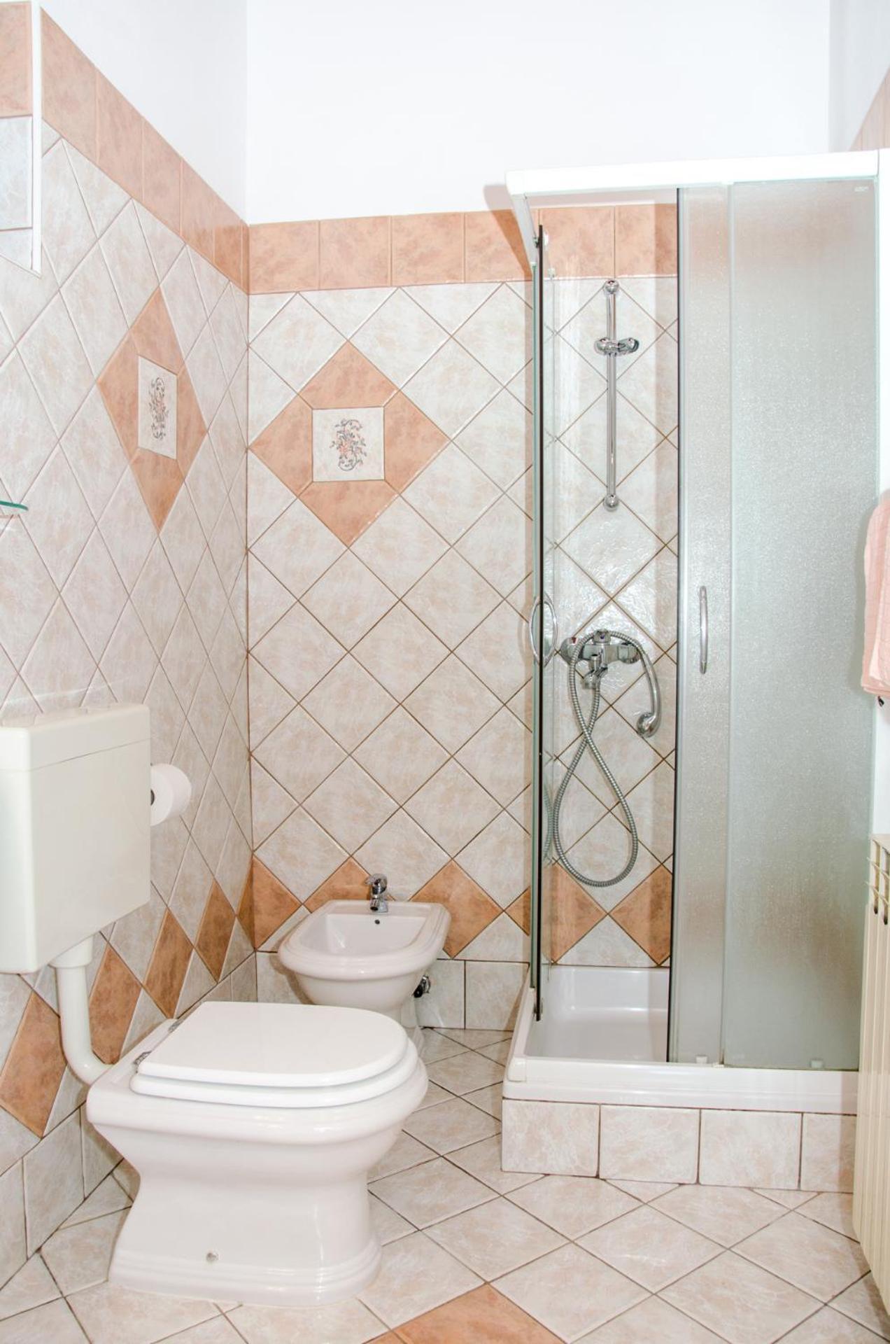 Guesthouse Ruza - Apartments Сен Екстериор снимка