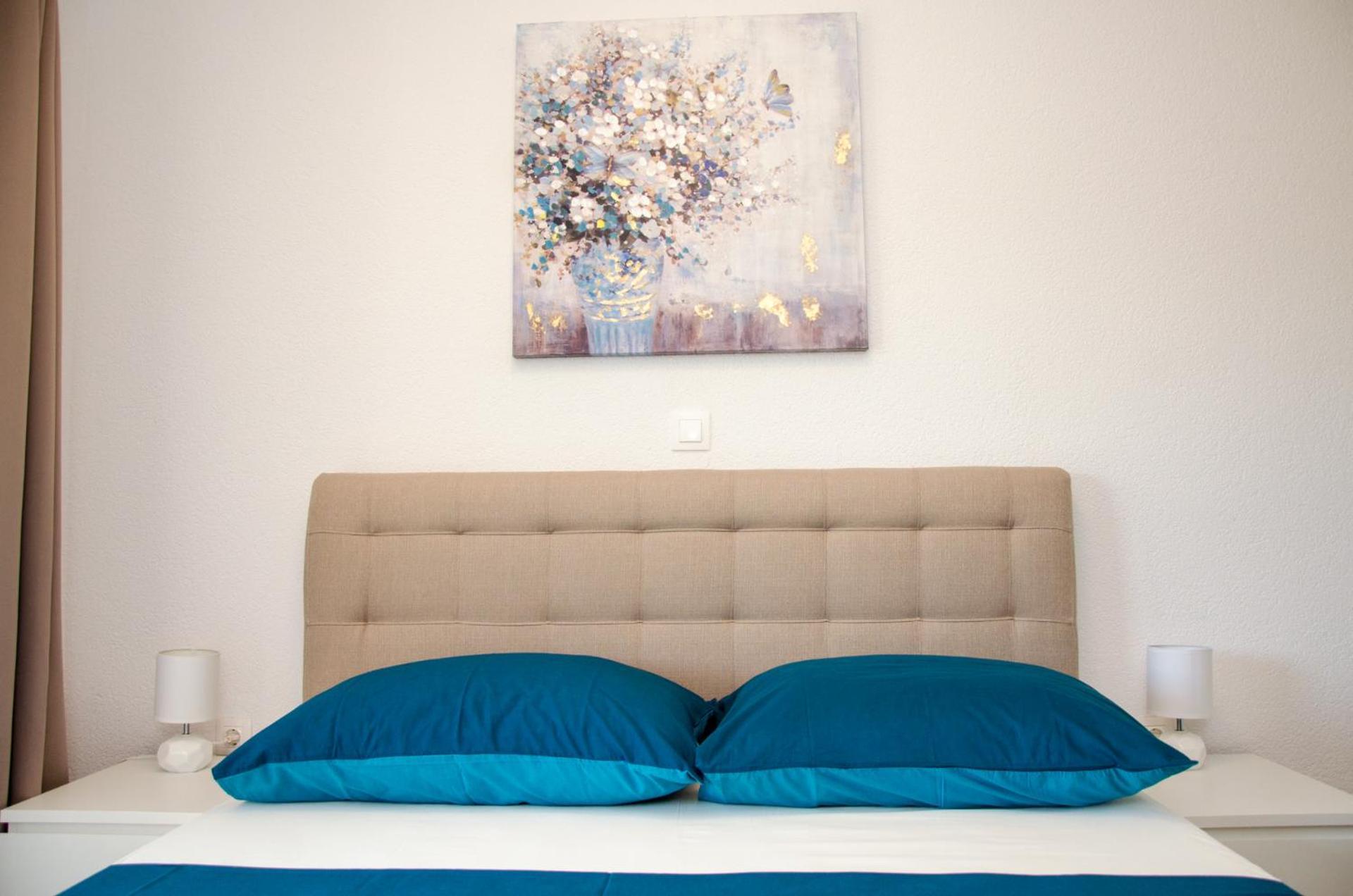Guesthouse Ruza - Apartments Сен Екстериор снимка