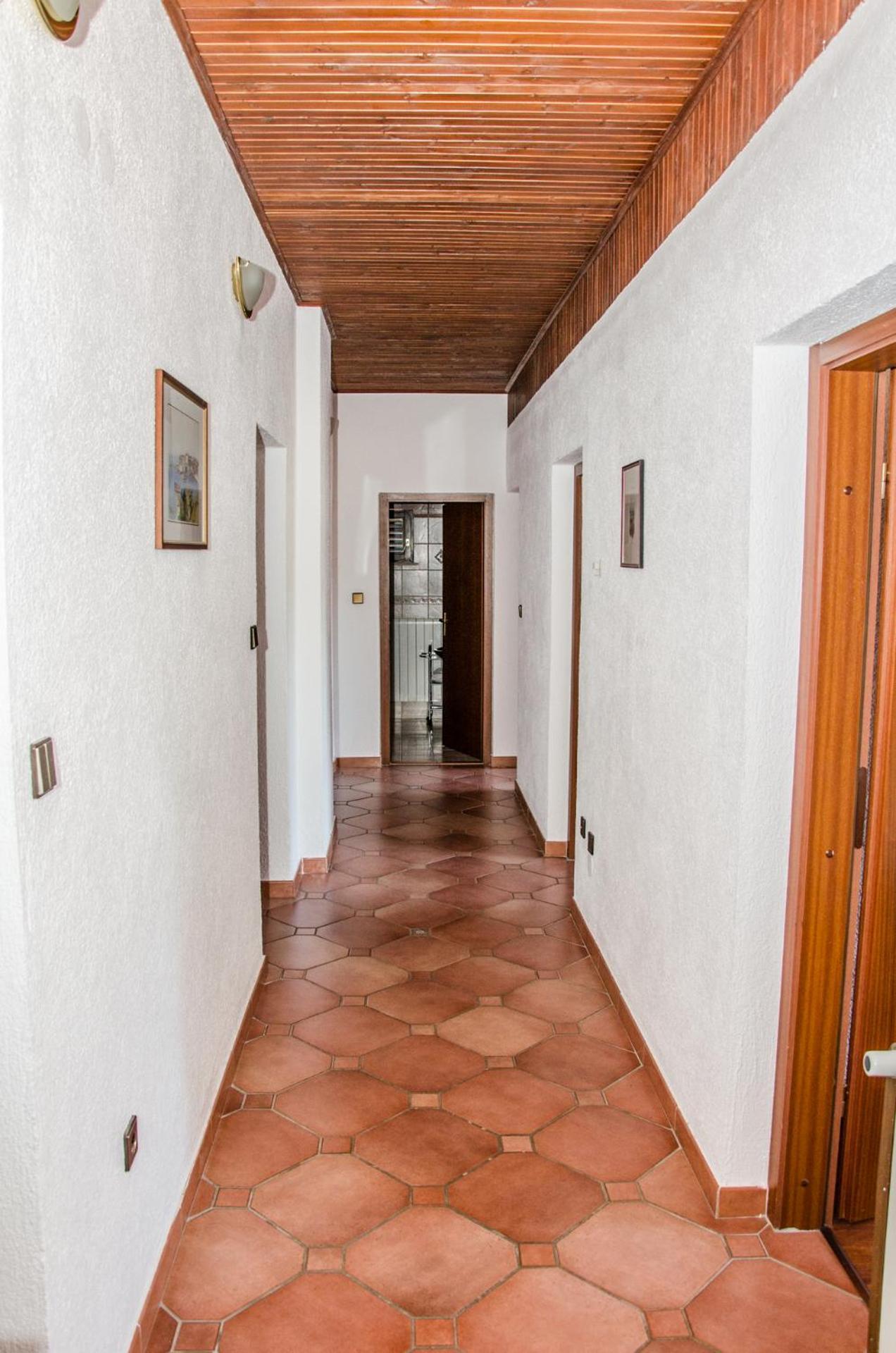 Guesthouse Ruza - Apartments Сен Екстериор снимка